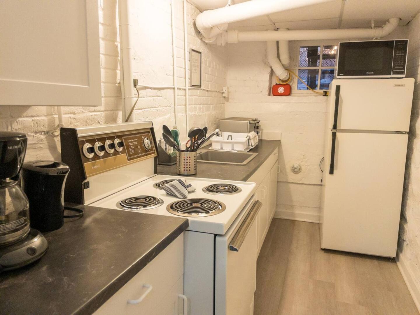 Heart Of Mtr For Memerable Experiance 2 Backyard 7Minmetro Fully Renovated & Equipped 蒙特利尔 外观 照片